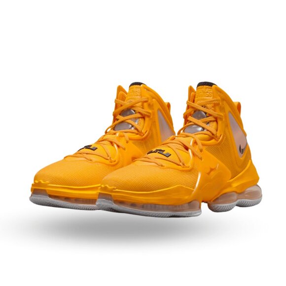 Nike LeBron 19 - Men's Yellow-Gold CZ0203-700 19 Men's Basketball Shoes Size 11 - Picture 2 of 16